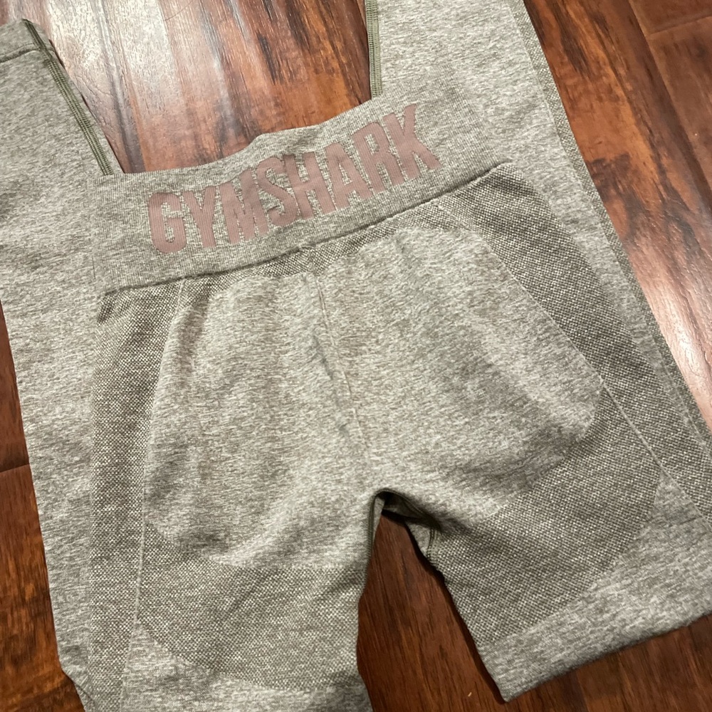 Gymshark seamless leggings - Picture 2 of 3
